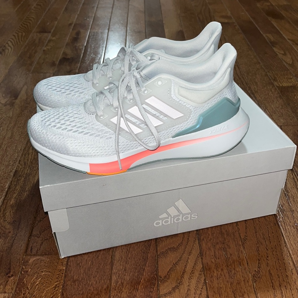 Womens Adidas Sneakers